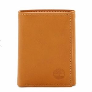 Timberland Cloudy Logo Leather Trifold Wallet